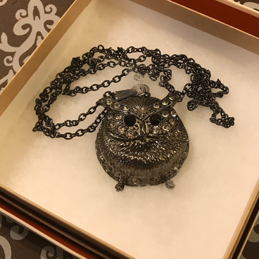 SILVER OWL NECKLACE - Picture 3 of 3